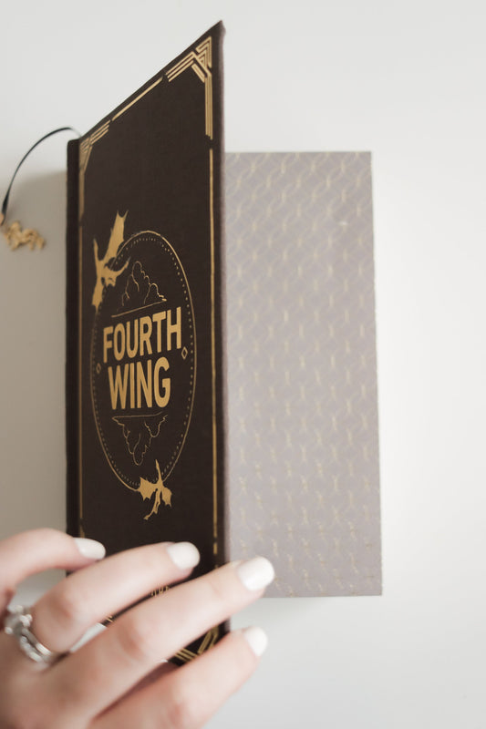 Fourth Wing by Rebecca Yarros