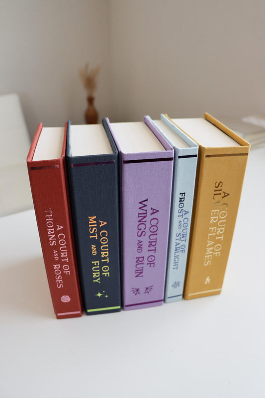 A Court of Thorns and Roses by Sarah J. Maas Full Series