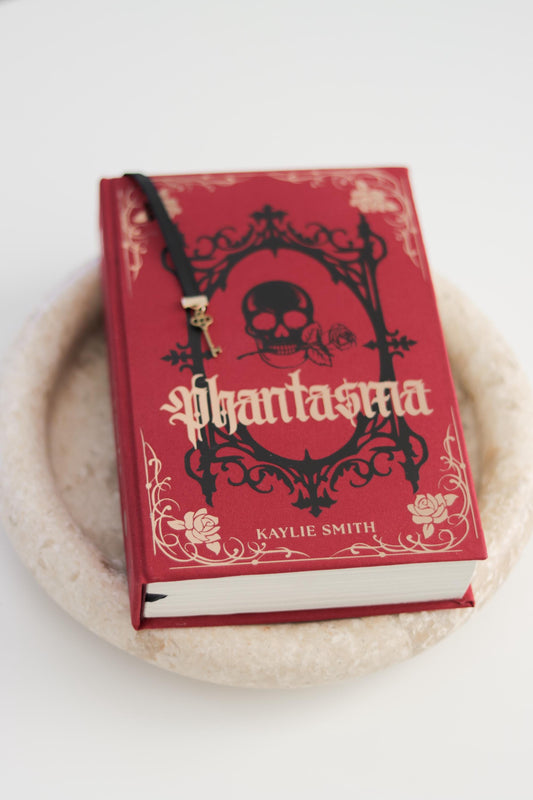 Phantasma by Kaylie Smith