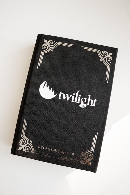 Twilight by Stephenie Meyer
