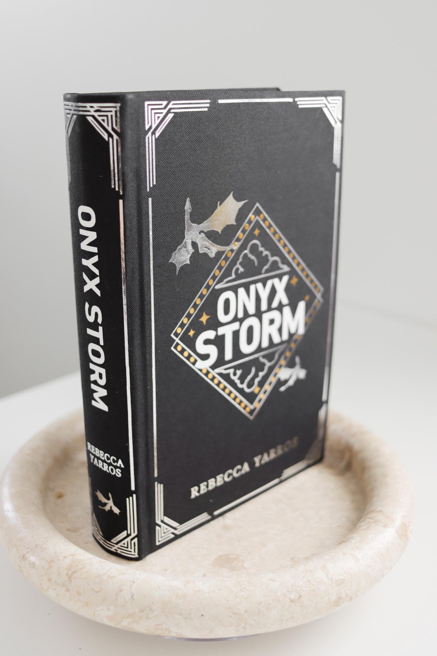 Onyx Storm by Rebecca Yarros